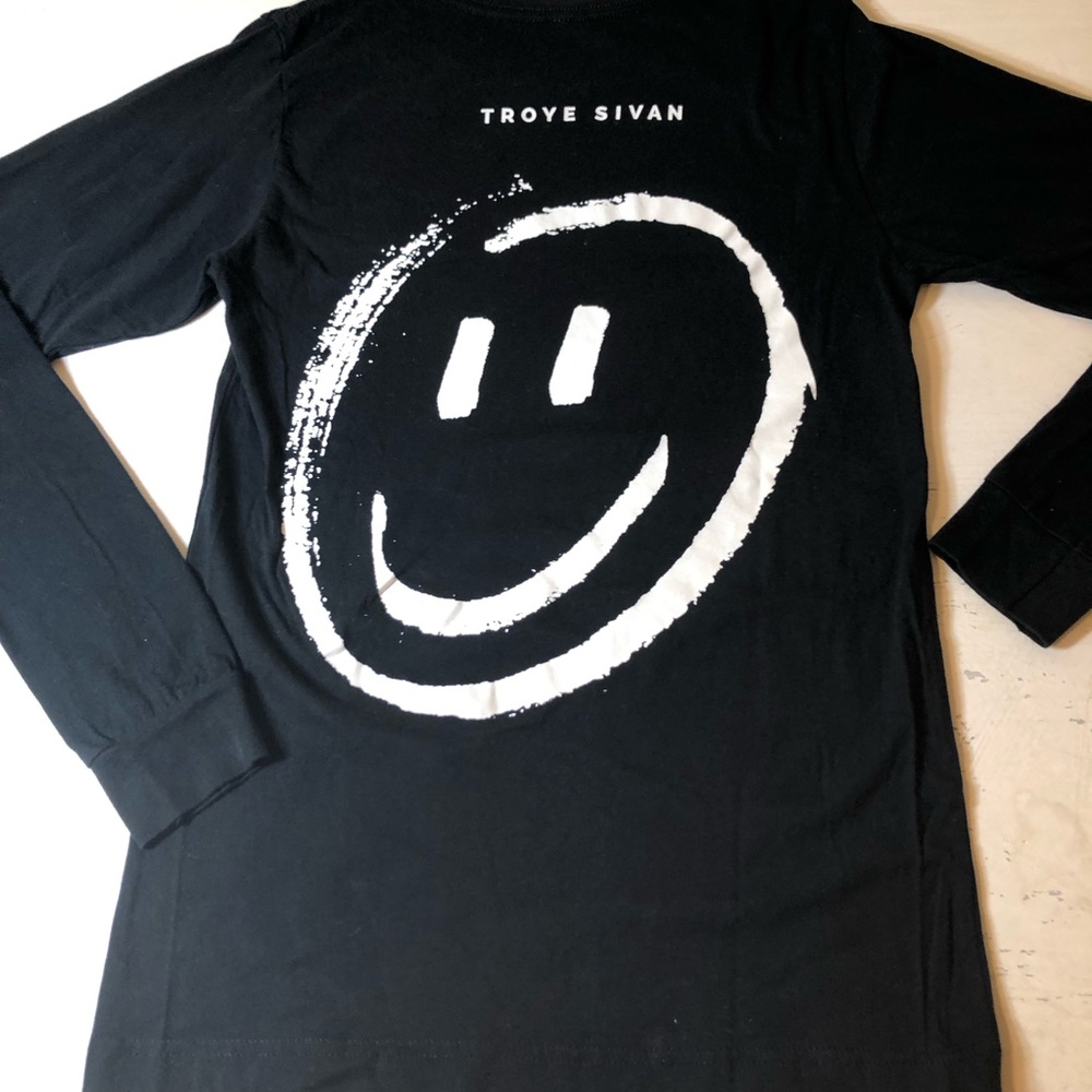 Troy Sivan Black Long Sleeve Tee with White Smiley Graphic, Small, Like New